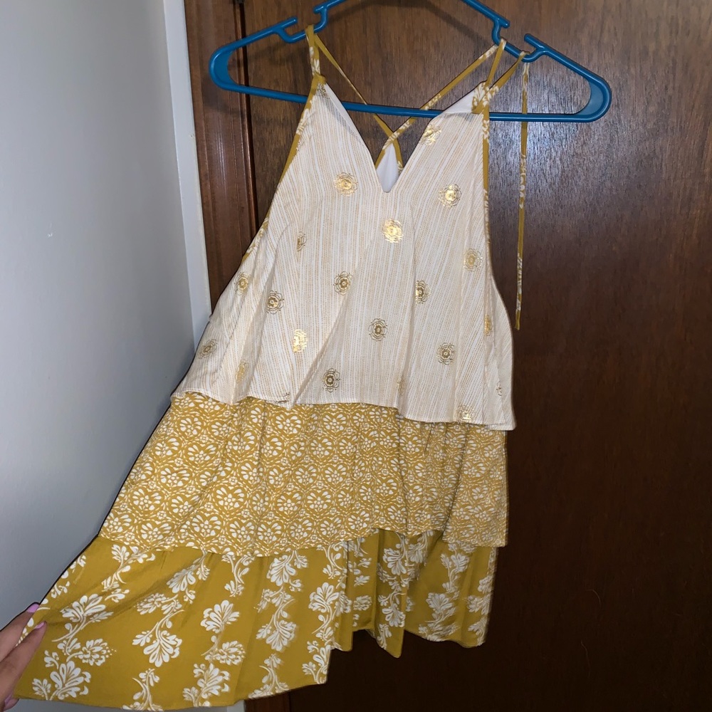 Ruffle top - Picture 2 of 2